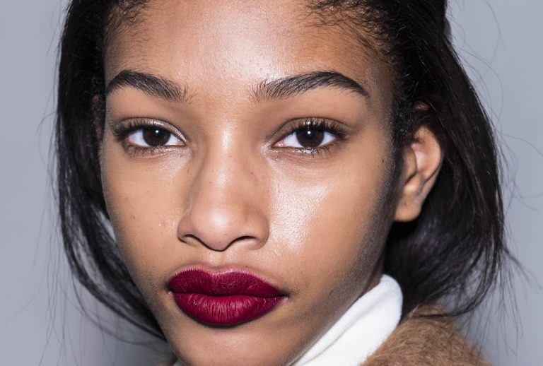 Beauty tips: Red matte lips for a modern effect