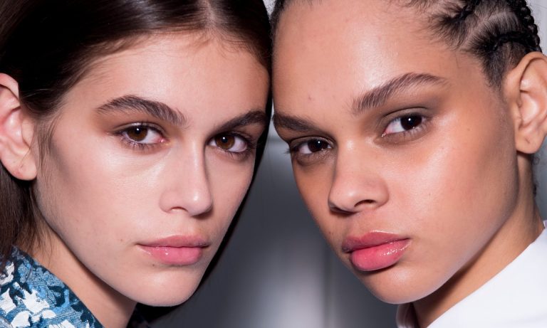 Beauty tips: how to shine without looking ‘sweaty’