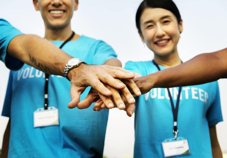 Generosity – The Gift That Heals The Giver