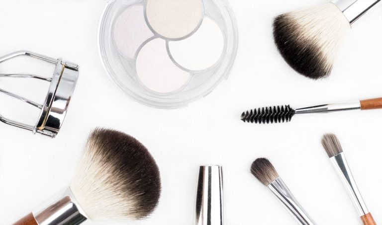 10 Home Tips To Easily Remove Long-Wear Makeup