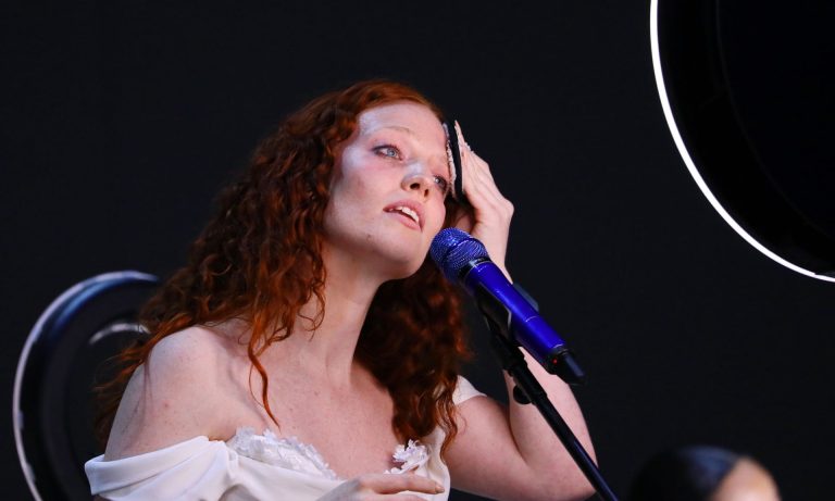 Jess Glynne’s no-makeup stunt at the Brits was trite, skin-deep feminism