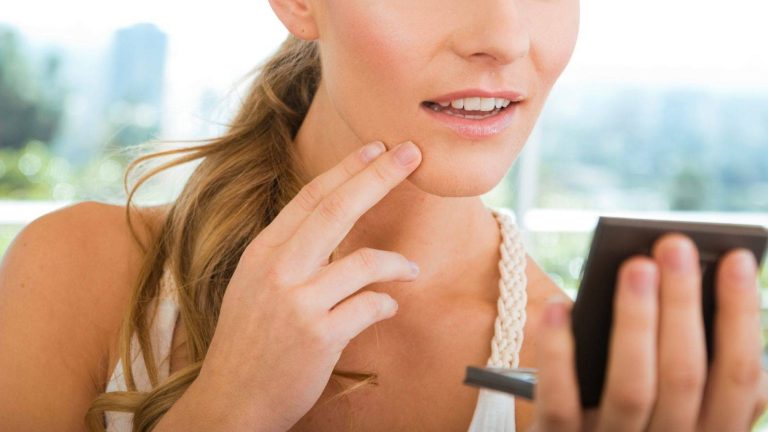 Woman claims boyfriend dumped her, accused her of ‘catfishing’ him by using makeup to cover acne