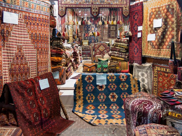 Wall to wall carpeting vs. carpet tiles