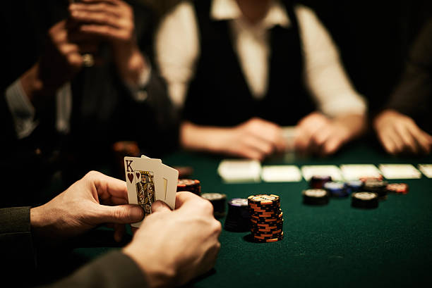 Best Time to Play Poker online with Friends