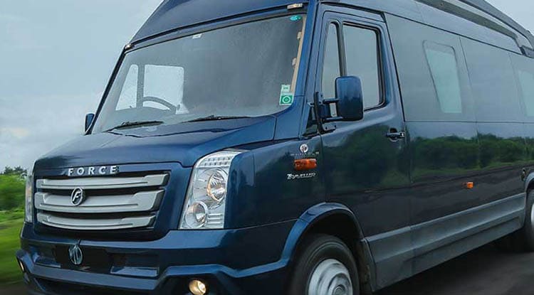 Group Travel Made Easy: Hire Maharaja Tempo Traveller in Jaipur